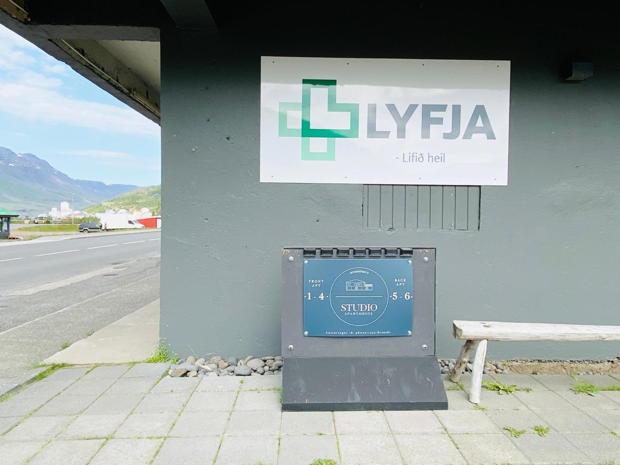 Studio Apartments Seyðisfjörður Exteriör bild
